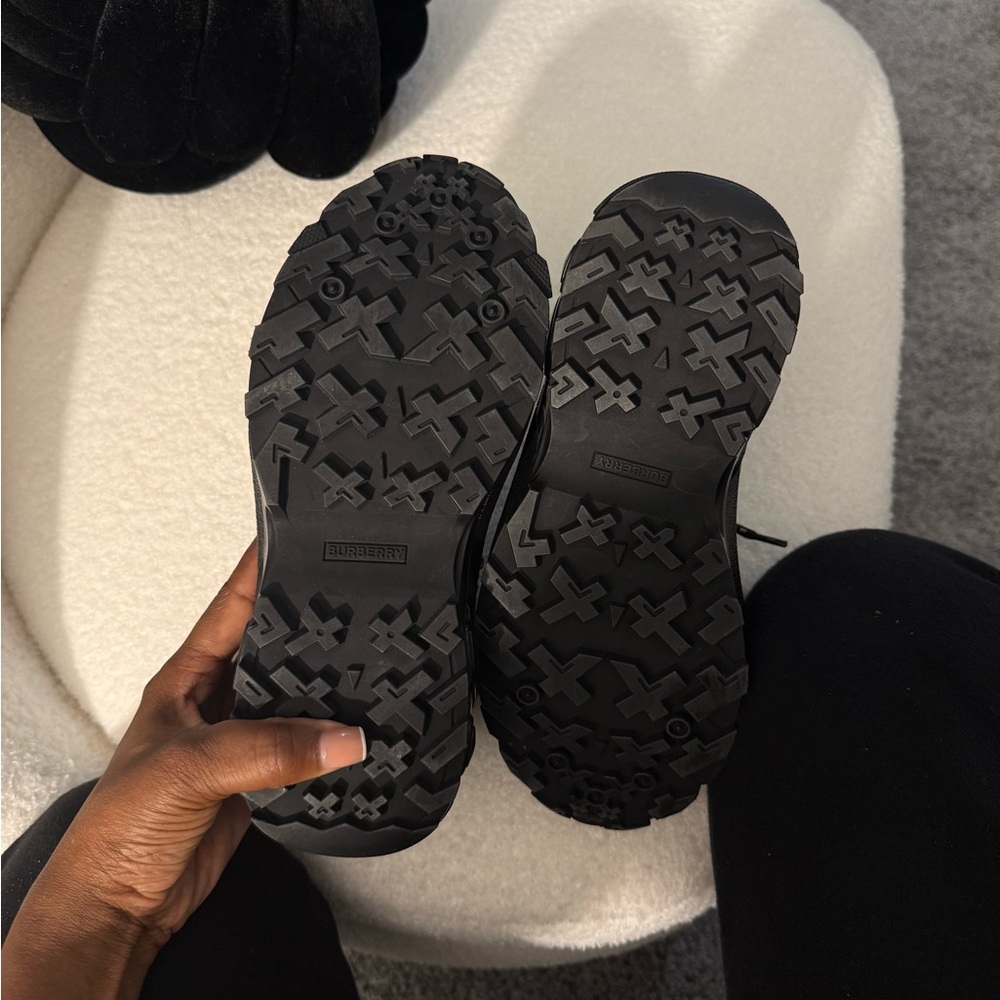 Burberry Rhinestone Sneakers - Picture 4 of 5